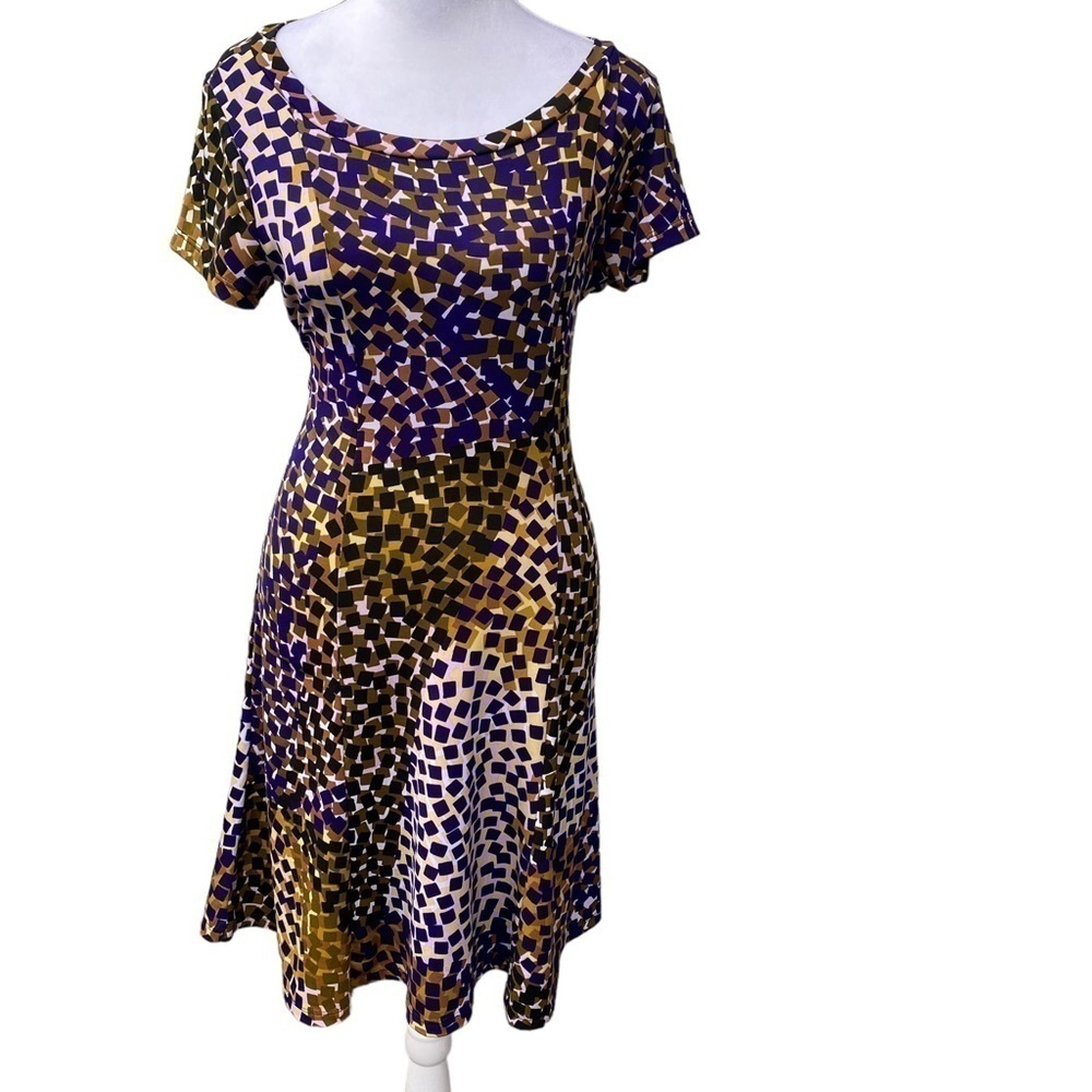 Cupcake pull over dress with built in belt size 10P